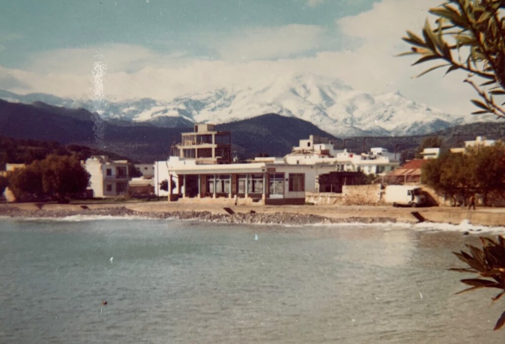 Paul-Ygartua-artist-in-Greece